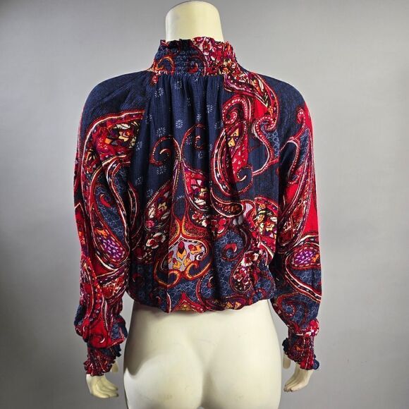 Venus xs top R7 - Picture 3 of 4